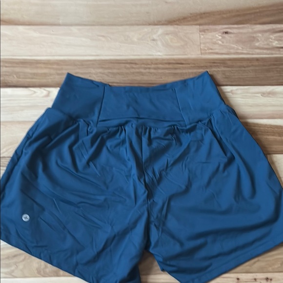 Halara - Picture 3 of 5